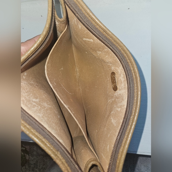 SOLD Gucci Interlocking GG Pouch/Clutch/Cosmetic Bag - Picture 9 of 16